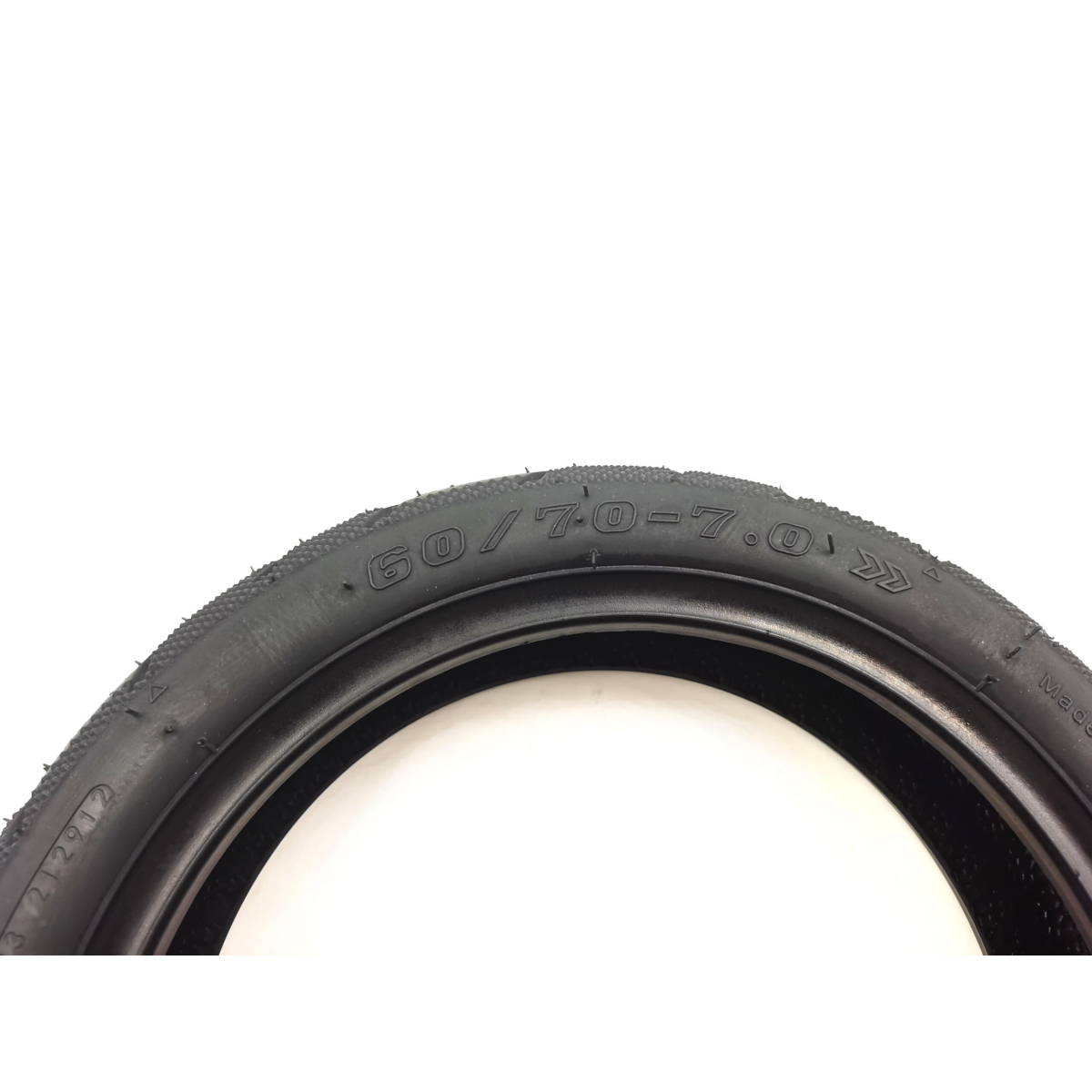 SKT XM0612 Yuanxing 6070 7.0 tubeless tire with gel for Xiaomi 4 Pro 1 scaled